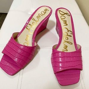 Sam Edelman hot pink wedges